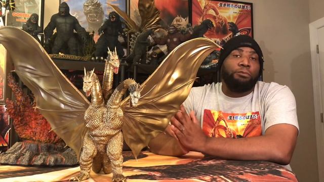 X-Plus King Ghidorah 1964 25cm Standard Figure Review!!! смотреть онлайн