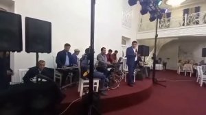 Хуршид Расулов туй базми  шу уйда менга бош эгмаган киз бор. кушиги.