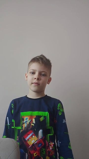 с праздником вас девушки