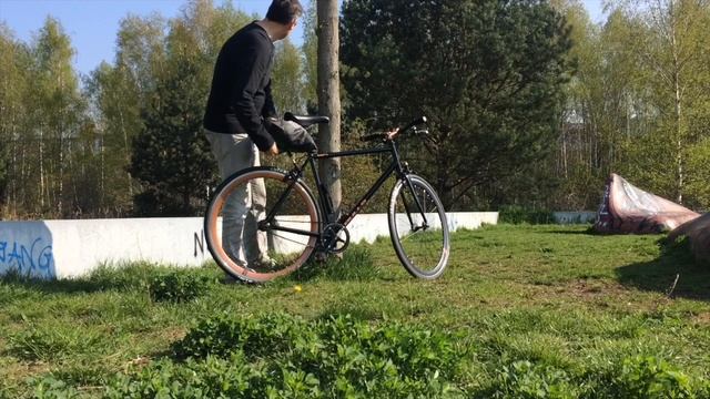 MANUTHINGS Hook-Up Rear Bike Rack смотреть онлайн