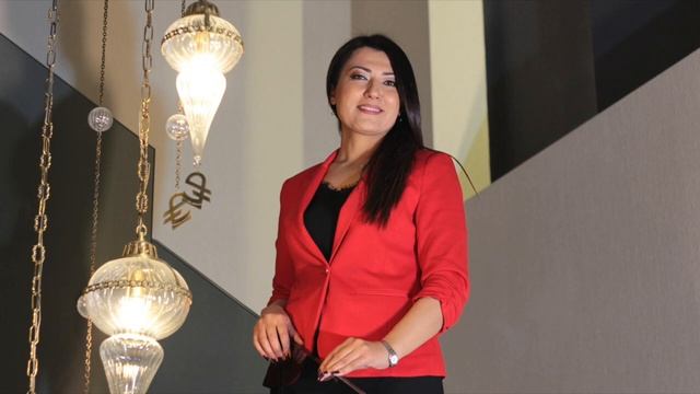 Seda Kara - Aşk Bana Doğru Yürüyor смотреть онлайн