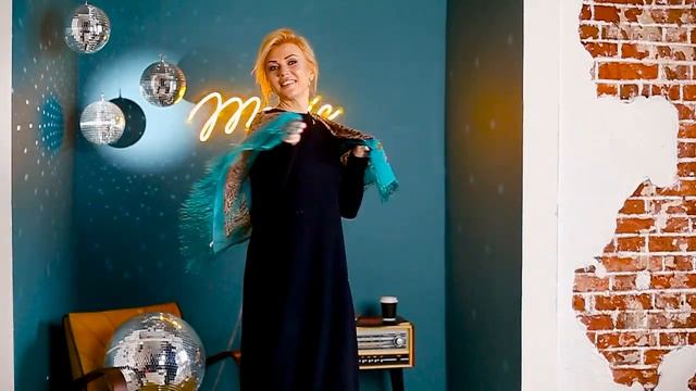 Платок шерстяной с шелковой бахромой "Северное лето", вид 11, 89x89 см смотреть онлайн