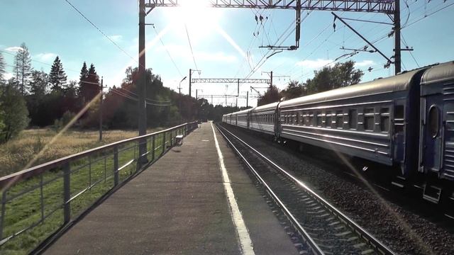 Электровоз ЧС7-055 с фирменным поездом "Неман" смотреть онлайн