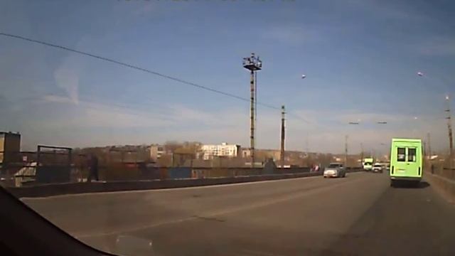 Краматорск 16.04.2014г. Танки в Старом Городе ч.2 смотреть онлайн