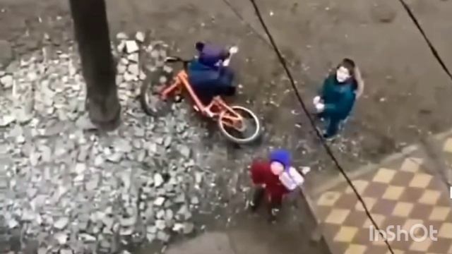 Equals One - Стиральная Машина vs Кирпич! 7 Выпуск! смотреть онлайн