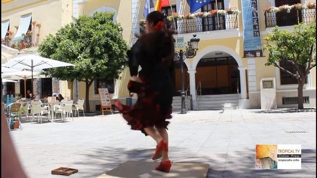 Bailaora con clase en Almuñécar ( completo ) by Tropical TV смотреть онлайн