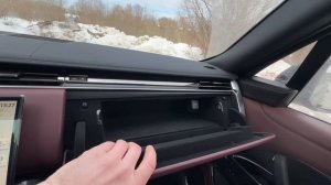 Новый Range Rover 2024г, 3.0i - 400лс, цена 25.000.000 рублей.