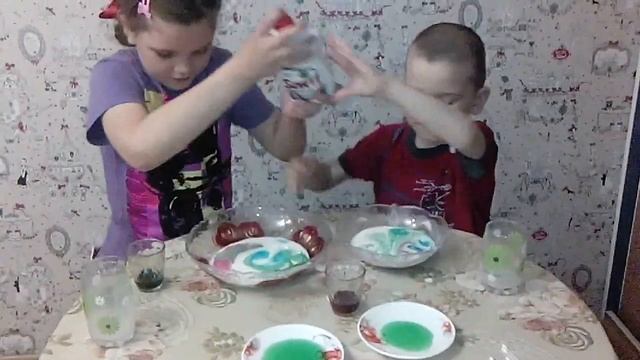 Классный и красивый фокус с молоком!!! Опыты дома) смотреть онлайн