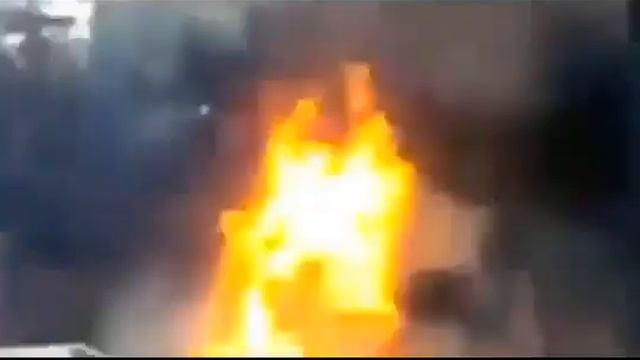 War in Syria! Tanks are on fire! Танки в огне! смотреть онлайн