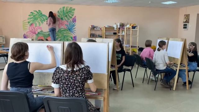 Рисунок в художественной школе на ЮМР (Юбилейный). 2 класс. Итоговая постановка, 1 урок. Построение.