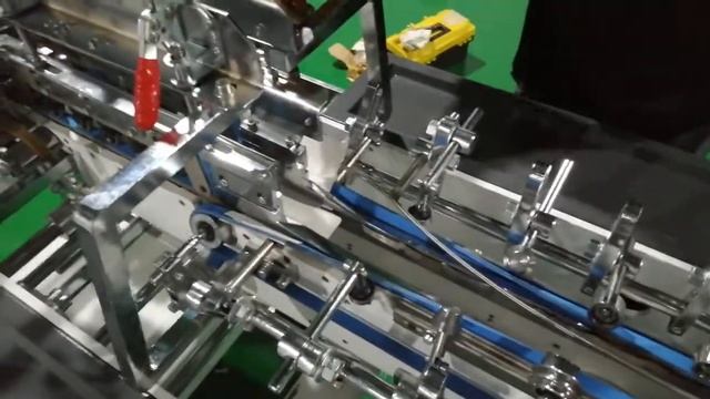 How to operate the ZH-300 mini folder  gluer смотреть онлайн