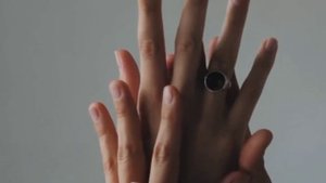 ,,Мир спасет любовь!" произведение Мачете. Не устану восхищаться творчеством Мачете.