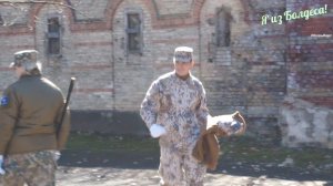 Солдаты NATO устроили субботник в Даугавгривской крепости 21.04.2018.