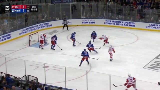 Red Wings' Robby Fabbri and Moritz Seider Explode for Two Goals in 23 Seconds to Take the Lead