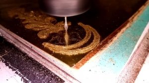 Гравировка латуни с коррекцией кривизны поверхности. ЧПУ своими руками.