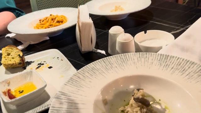 Ужинаем с моей малой в ресторане А ля карт Select Family Resort Side Турция ￼ смотреть онлайн