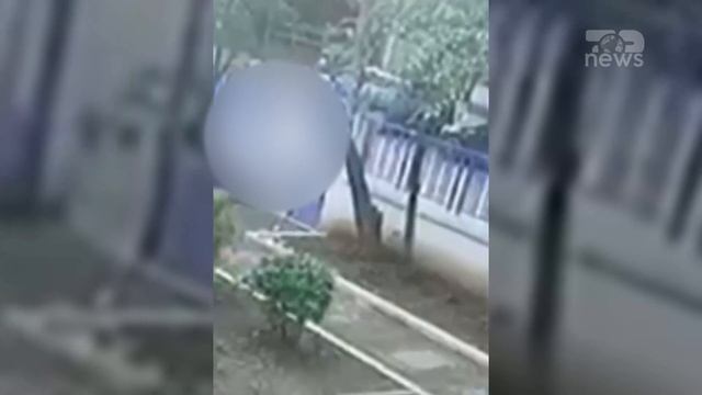 Top News/ EKSKLUZIVE! Del video kur sulmohet brutalisht avokati Sokol Mëngjesi смотреть онлайн