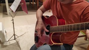 Как играть две струны одновременно и не двигать рукой