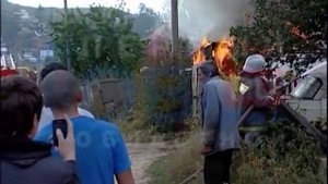 Страшный пожар в Миассе уничтожил два жилых