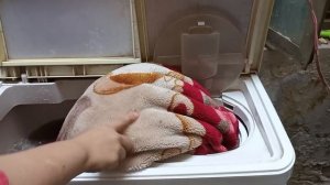 How To Dry Clean Blanket At Home | kambal dhone ka Asan tarika | Cleaning Vlog |Best tips and trick