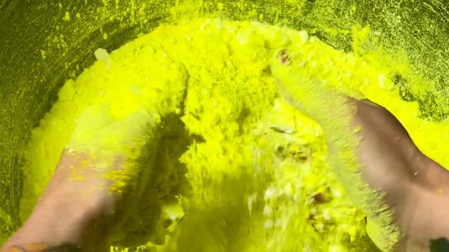 Fresh Soft Chalk with Neon Yellow Pigment 💛 смотреть онлайн