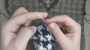 Жаккард без протяжек по кругу и поворотными рядами. Для любого узора.!!!! Гусиные лапки без протяже