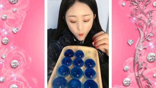 Pretty Lips Смешные звуки еды ASMR Слушайте внимательно! Ice ASMR Basil Seed Ice Mock #shorts #125 смотреть онлайн