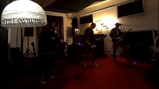 Still Snowing - Paranoid (Black Sabbath cover) live 2018 at CHAYKA Studio смотреть онлайн