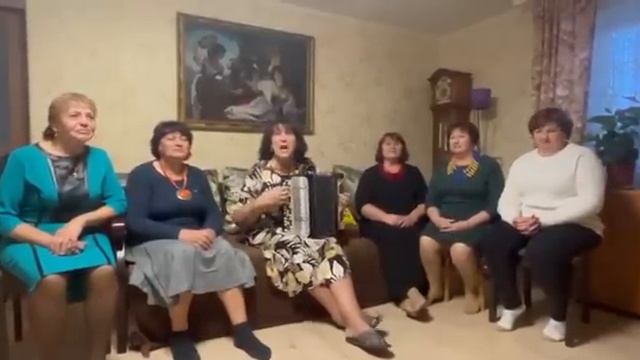 Наталя Фаліон та Лісапетний батальйон - Сало на свині звисало/Пісня під баян