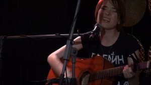 Ася Темнолесова - Белые дороги на руках