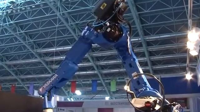 Станкозавод "Красный борец". Резьбошлифовальный полуавтомат ОШ-633Ф3. «Машиностроение-2014».