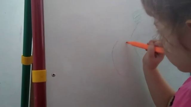 Наш маленький художник 🤗 смотреть онлайн