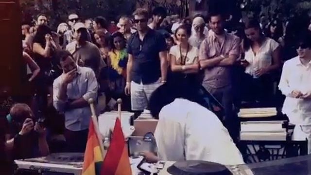 Moodymann @ the yard June 2011 смотреть онлайн