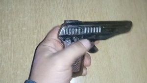 Игрушечный пистолет Макарова для пистонов. Металл. СССР. Клейма.