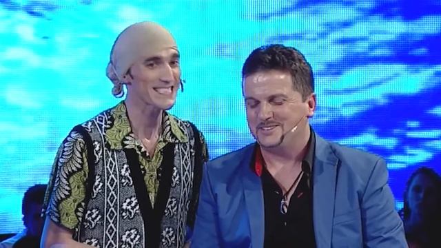 Sofija e kall Nikollë Nikprelajn - hajde n dasem ta jepi nje lope - me ndrrim e bajna 5000 Euro смотреть онлайн