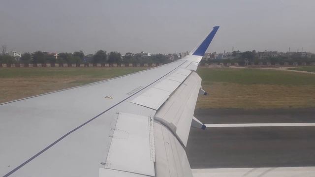 Indigo flight landing at patna airport |aerial & landing view patna airport @ mk mishra video diary смотреть онлайн