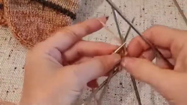 НАБОР ПЕТЕЛЬ ДЛЯ МЫСКА ПРИ ВЯЗАНИИ НОСКОВ лично как я это делаю смотреть онлайн