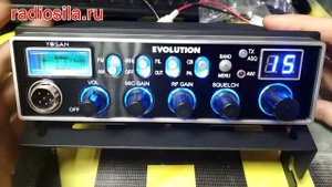 Обзор автомобильной рации Yosan Evolution