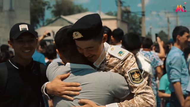 Бақытжан бауырымыз әскерден келуі ! смотреть онлайн