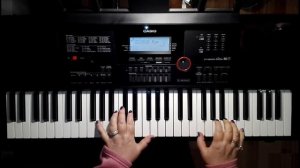 Кавер на синтезаторе на песню Полины Гагариной "Меланхолия"