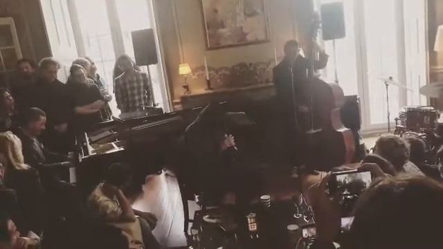 Salvador Sobral - trumpet (Lisbon Living Room Sessions 29-04-2018) смотреть онлайн