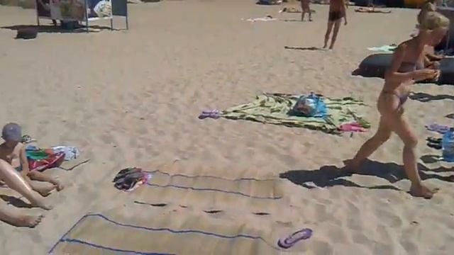 СОЛНЦЕ, МОРЕ, ПЛЯЖ. смотреть онлайн