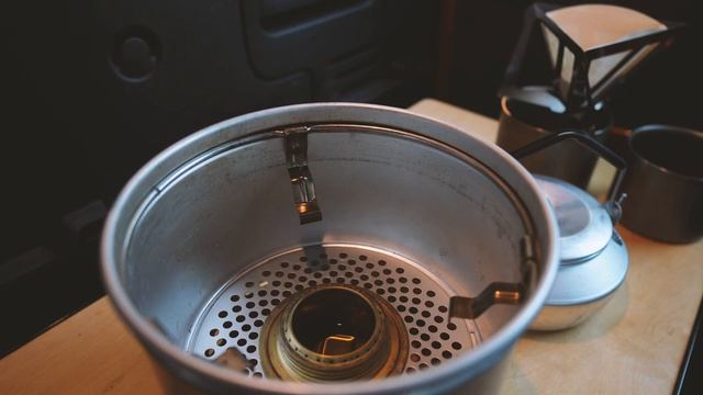 【車中泊キャンプ】車中泊デビュー戦の朝。冬の湖岸で一夜を過ごしました 【solo van life】【ASMR】【カングー】