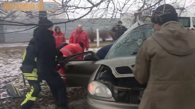 м.Сєвєродонецьк: рятувальники провели деблокування потерпілого водія смотреть онлайн