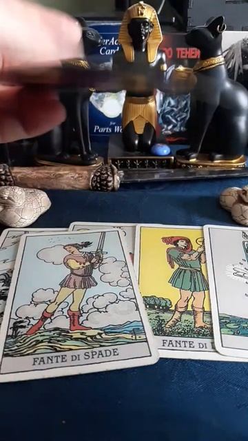 Что он думает обо мне сегодня🔥прямо сейчас❗️Расклад Таро #shorts смотреть онлайн