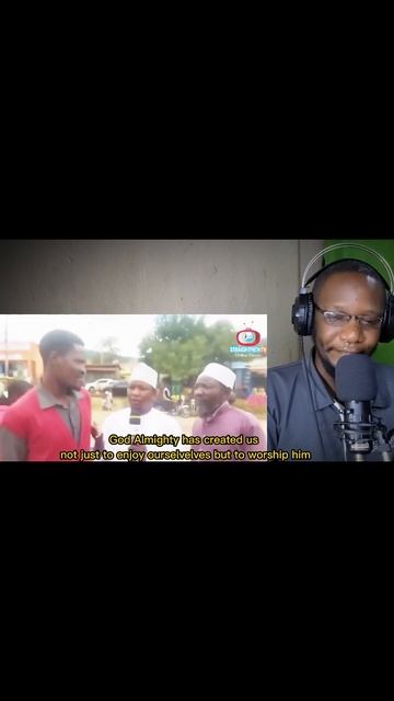 christian is surprised that Muslims worship God all the time. смотреть онлайн