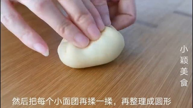 【小穎美食】菠蘿加雞蛋這樣做太香了，不油炸，不水煮，出鍋孩子搶著吃 смотреть онлайн