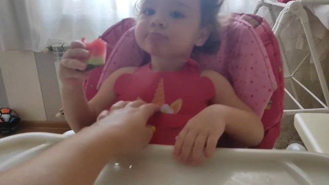 наше лето - арбуз и море♥️ #малышка #babygirl #моядочь #balam #qizim #маленькаядевочка #принцесса