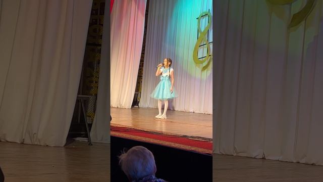 Поет Александра Буканова