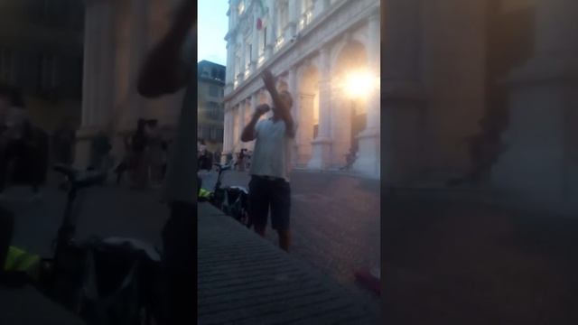 WHAT A WONDERFUL WORLD смотреть онлайн